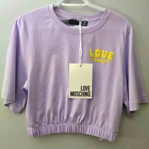 Love Moschino BNWT Crop Tee – US Size 10 – Lavender Logo Elastic Hem